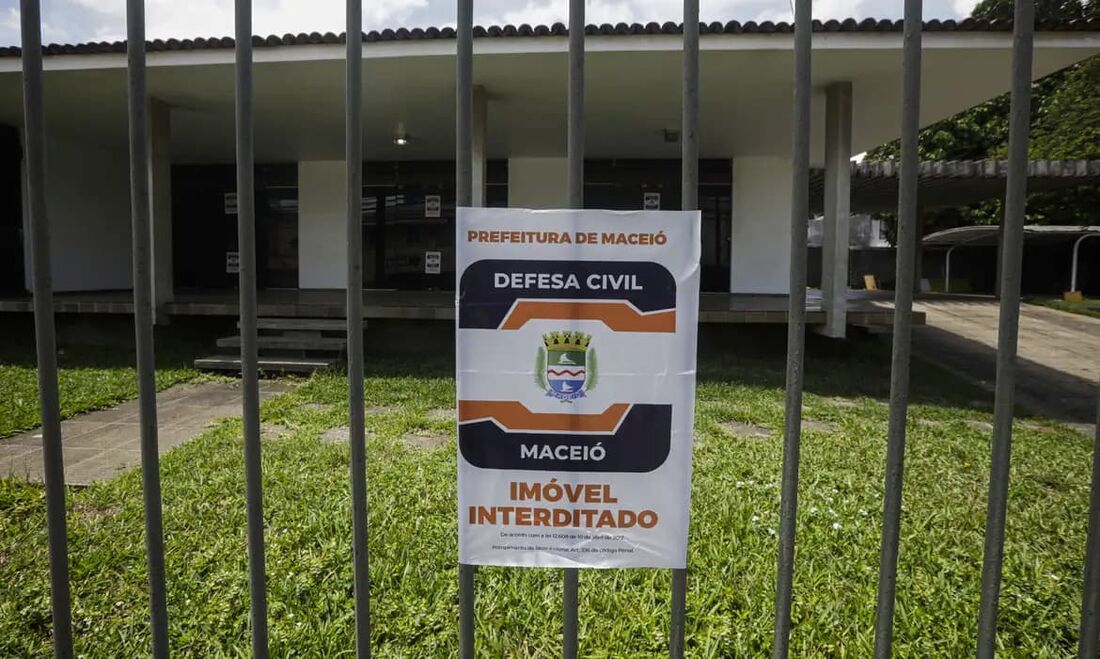 Hospital Escola Portugal Ramalho, em Alagoas, foi atingido pelo afundamento de terra