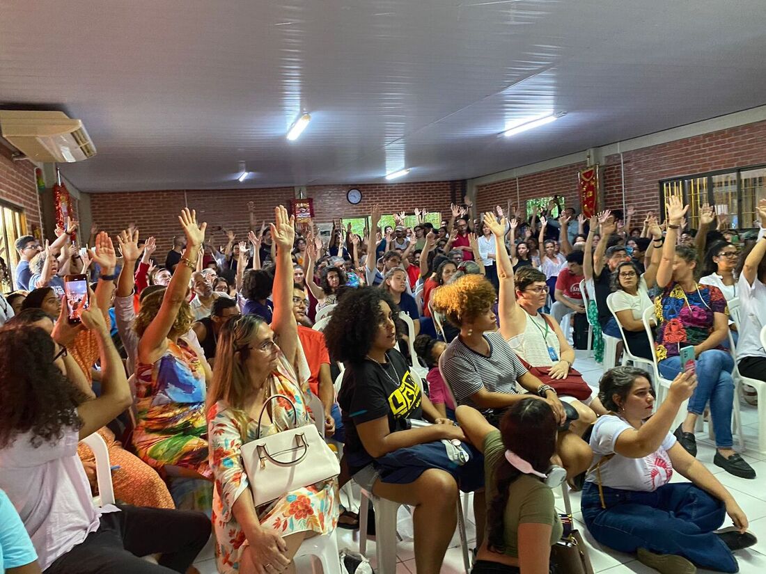 A paralisação começa a valer a partir de segunda-feira, dia 29 de abril.