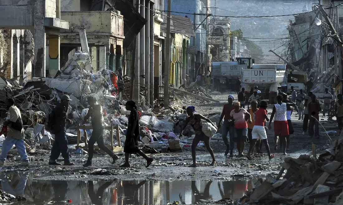 Brasileiro e haitiano contam rotina em Porto Príncipe