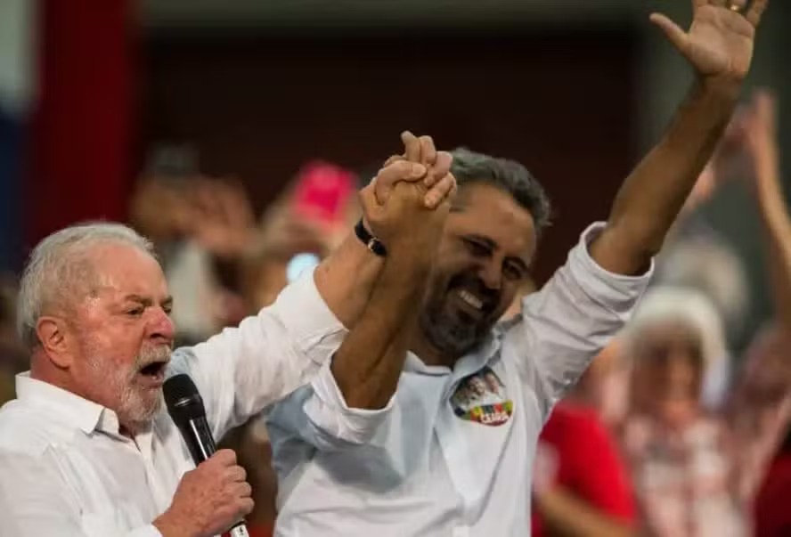 O presidente Lula com o governador do Ceará, Elmano de Freitas 