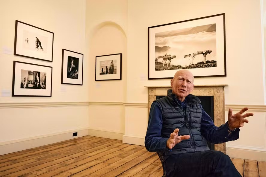 O fotógrafo brasileiro Sebastião Salgado apresenta em Londres uma retrospectiva de seu trabalho, na Somerset House, de 19 de abril a 6 de maio de 2024 