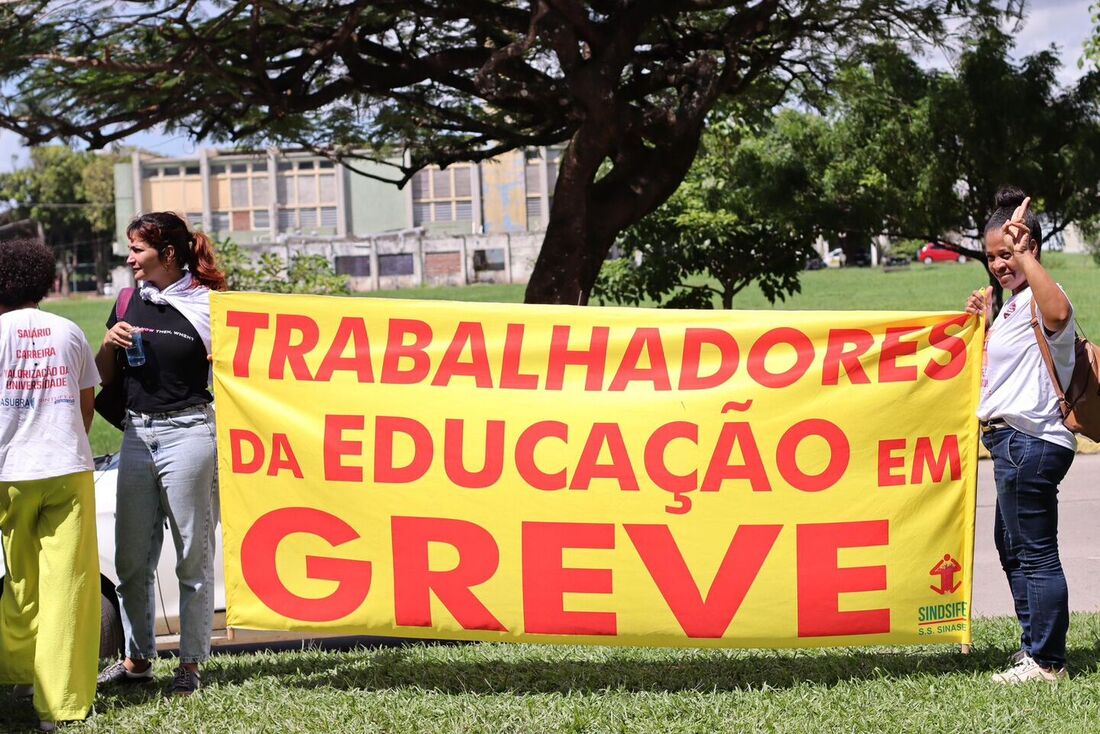 Professores da UFPE iniciam greve da categoria nesta segunda-feira (22)