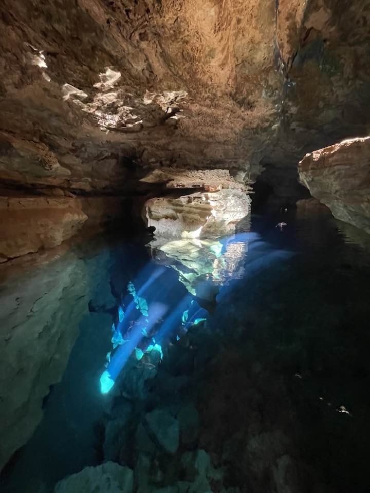 Poços Azul e Encantado: atrativos imperdíveis na Chapada Diamantina ...