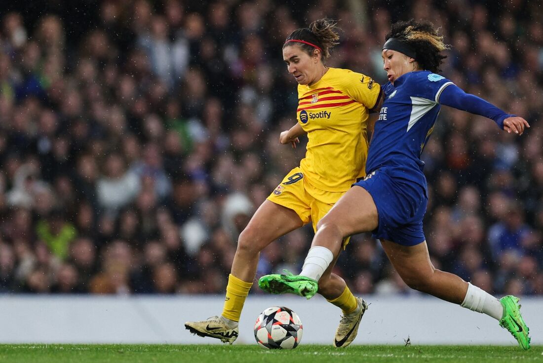 Semifinal da Champions feminina entre Chelsea e Barcelona