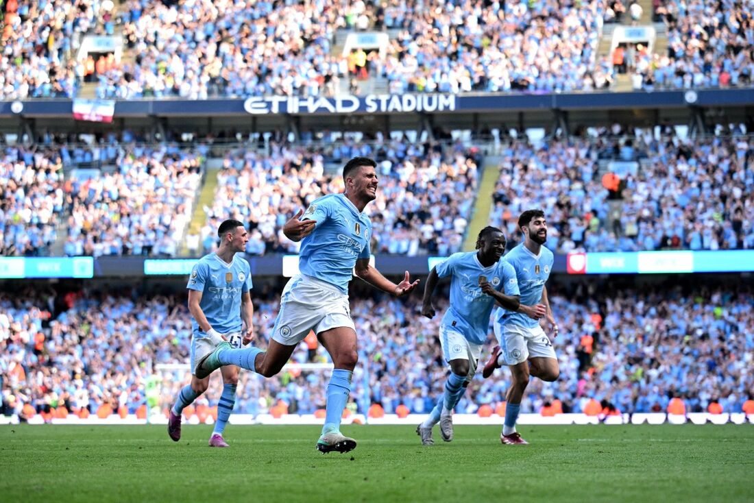 Jogadores do City comemoram gol contra o West Ham