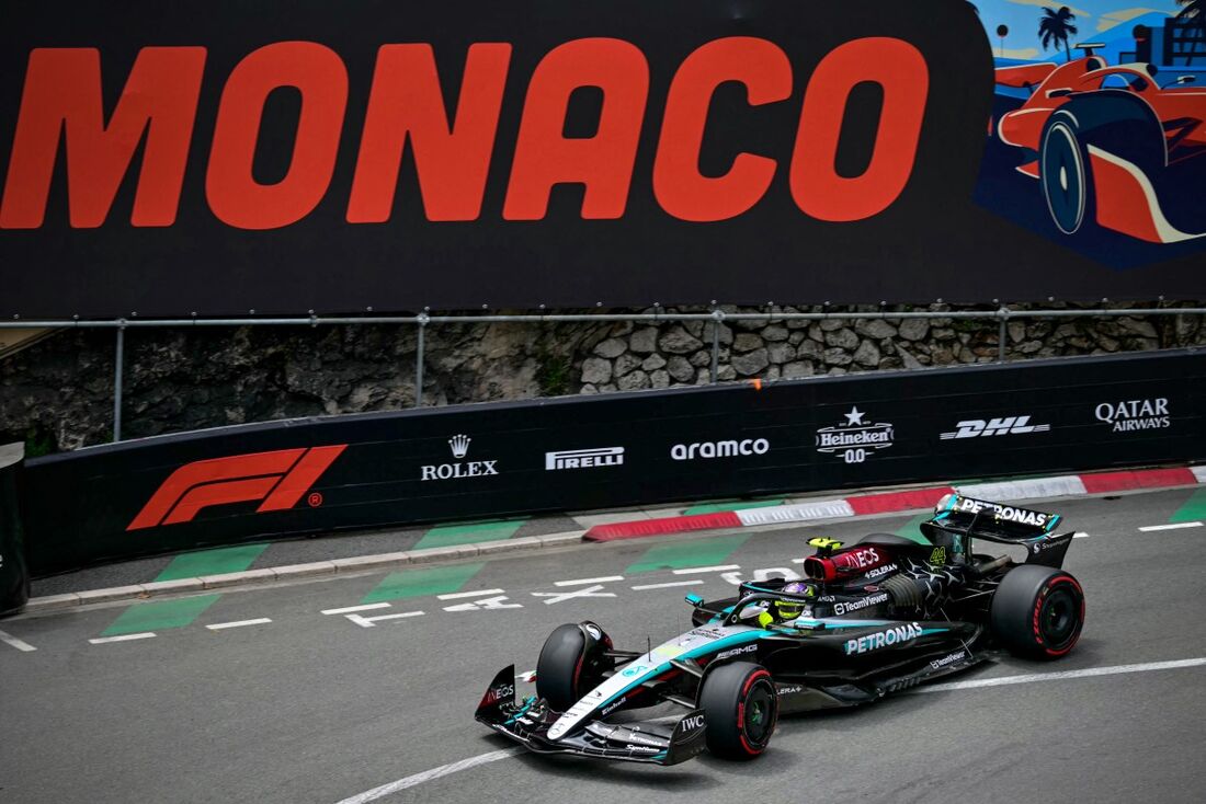 Lewis Hamilton lidera 1&ordm; treino livre do GP de Mônaco