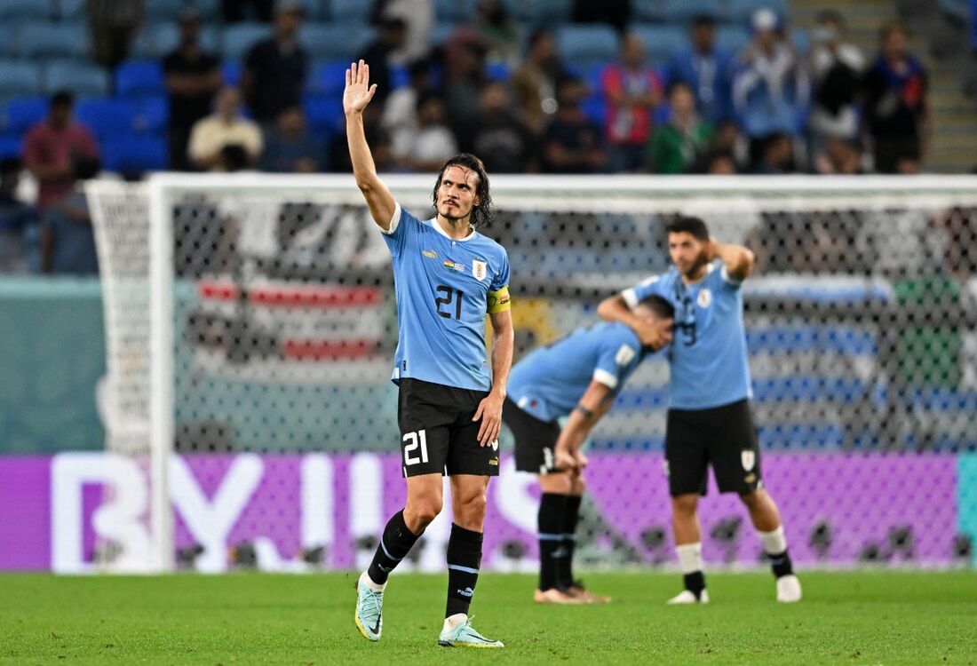 Segundo maior artilheiro da celeste olímpica, Cavani se despede da seleção 