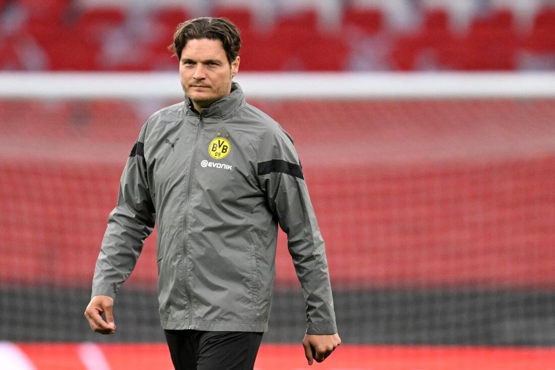 Edin Terzic, técnico do Borussia Dortmund
