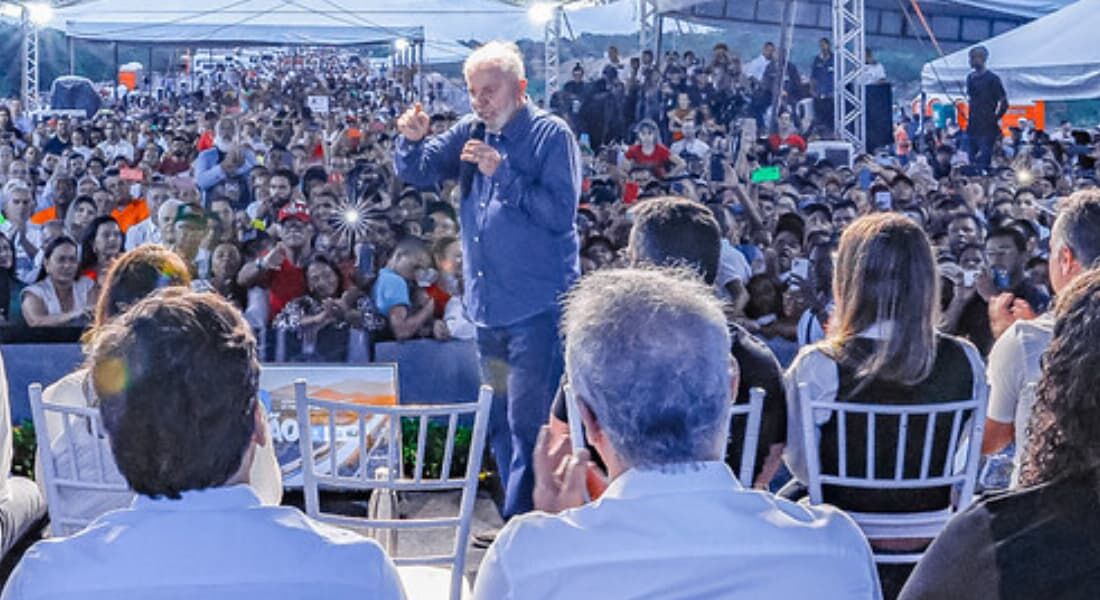 Lula em evento em Alagoasq