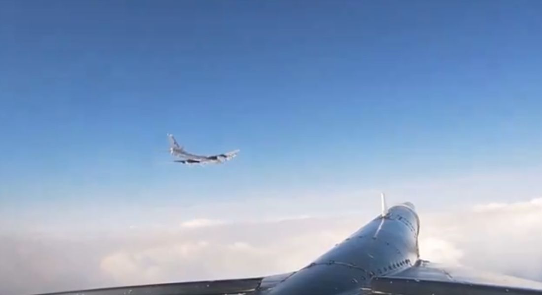 Operação com bombardeiros russos próximo ao Alasca