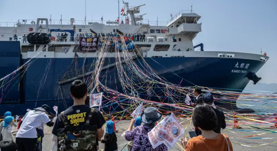 Lançamento do navio no Japão