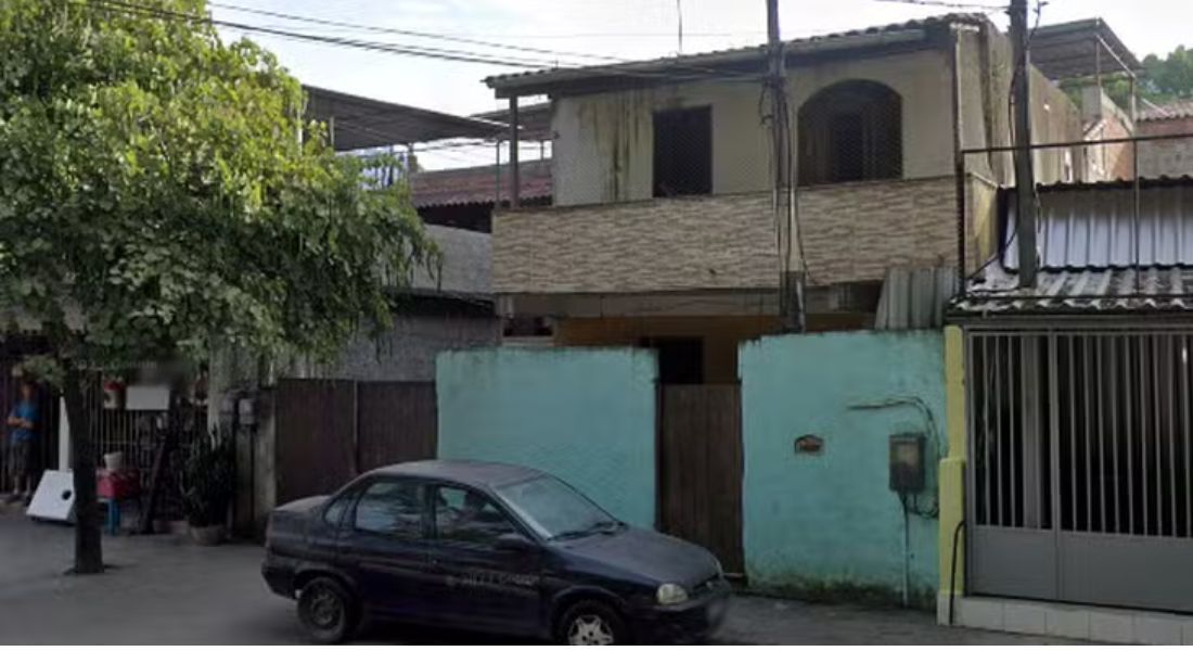 Casa em Jacarepaguá onde adolescente matou os pais