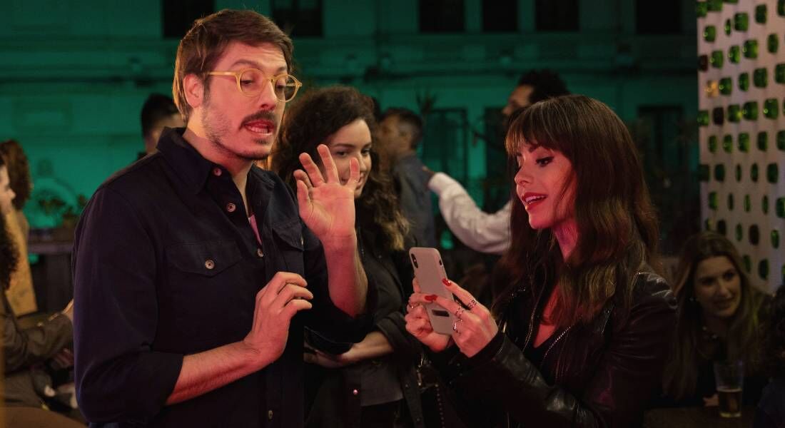 Fábio Porchat e Sandy em "Evidências do Amor"