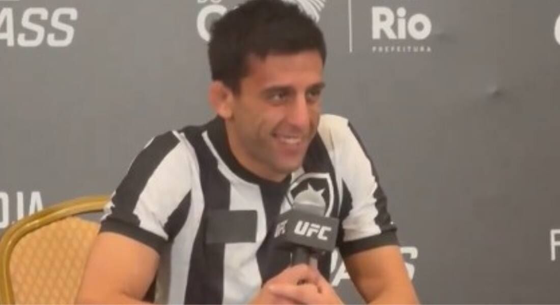 Steve Erceg usou camisa do Botafogo em coletiva do UFC