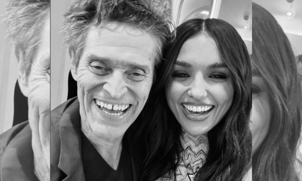 A influenciadora Rafa Kalimann encontrou com o ator Willem Dafoe, durante o Festival de Cannes