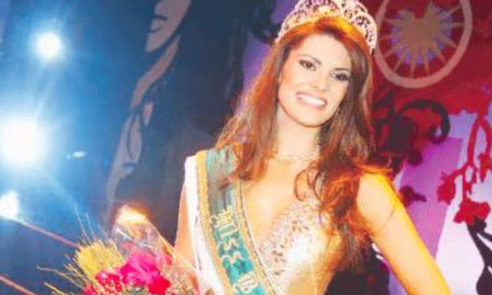 Natália Anderle, de 37 anos, venceu o concurso de beleza Miss Brasil em 2008