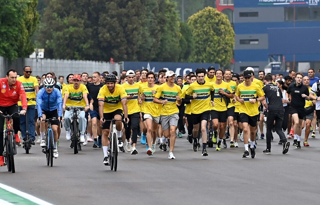 Com as presenças de Hamilton, Sainz, Vettel, Leclerc, entrou outros, foram dadas as homenagens a Ayrton Senna na semana do GP que acontece em Ímola 