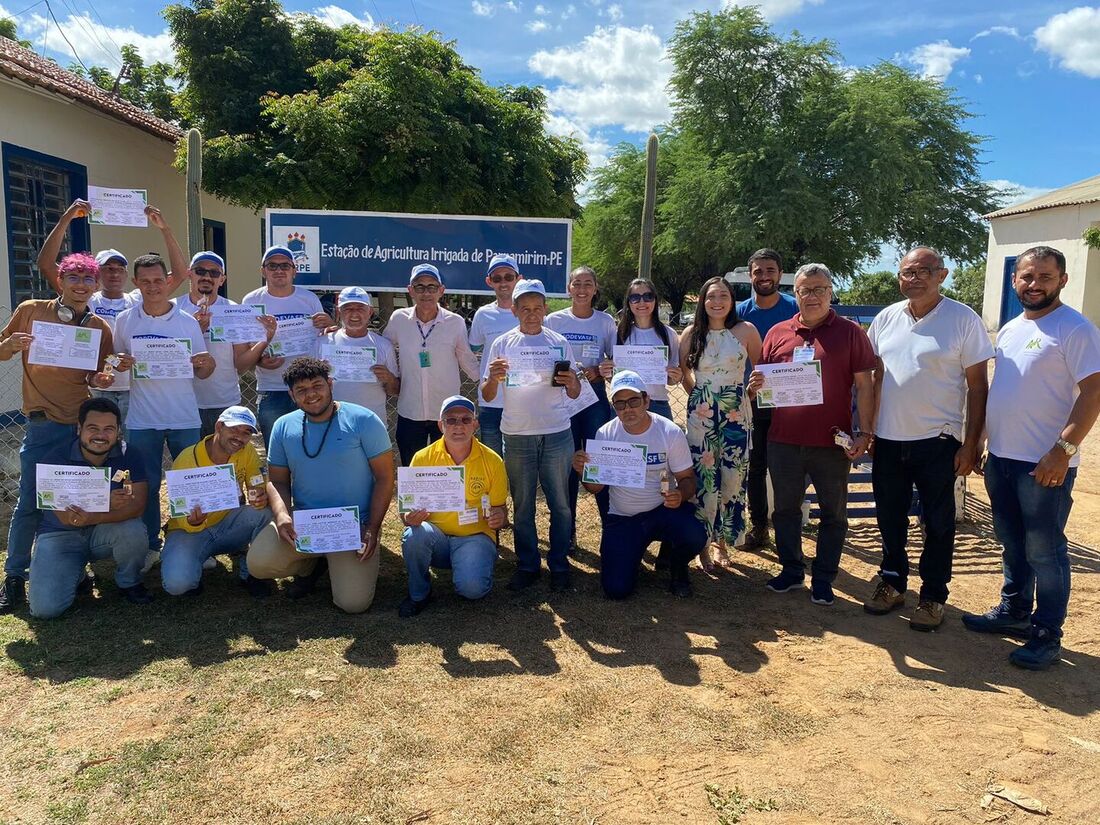 Turma do curso de hidromel da Codevasf