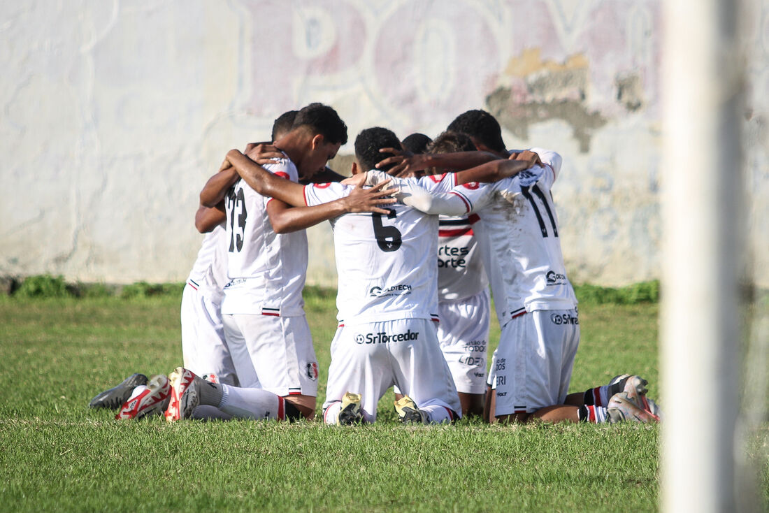 Santa Cruz recebe o Náutico pelo Campeonato Pernambucano Sub20