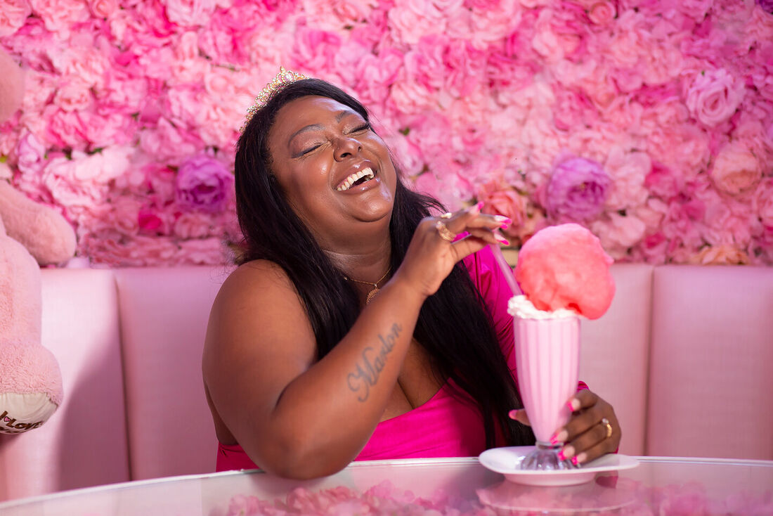 A cantora Nega do Babado é uma das atrações do evento