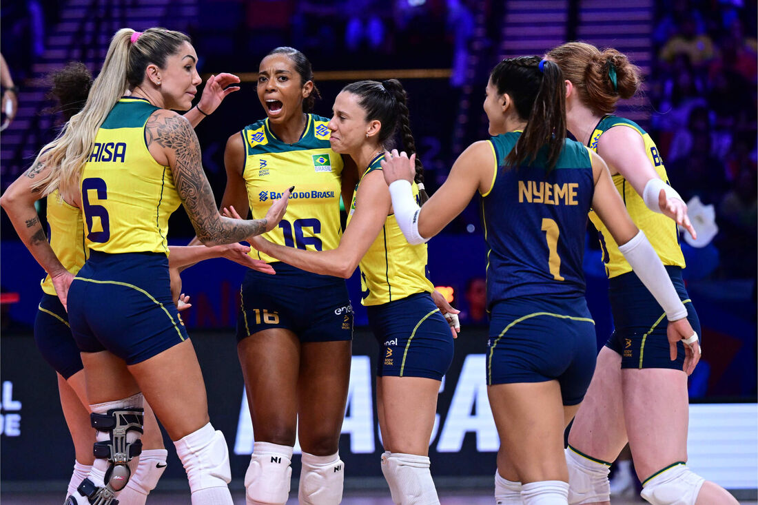 Brasil supera Japão por 3 sets a 2 e vence na Liga das Nações de Vôlei