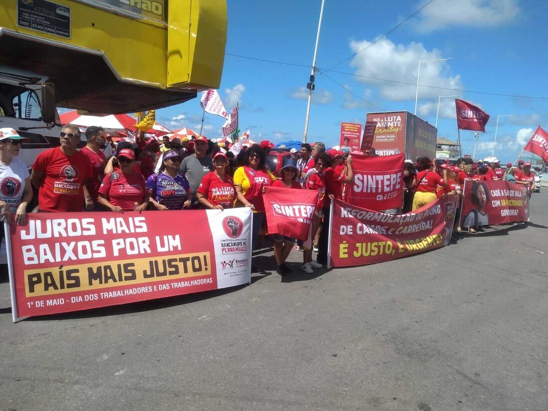 Evento levou centenas de pessoas à orla de Brasília Teimosa