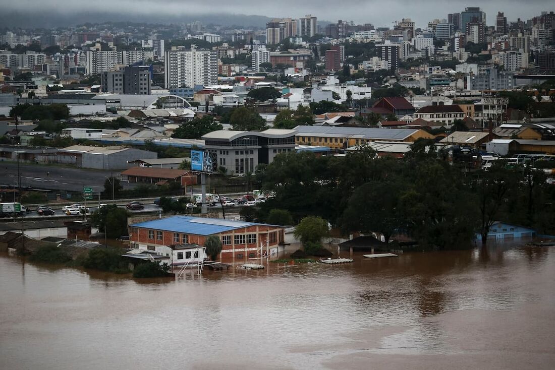 Porto Alegre alagada depois das fortes chuvas 