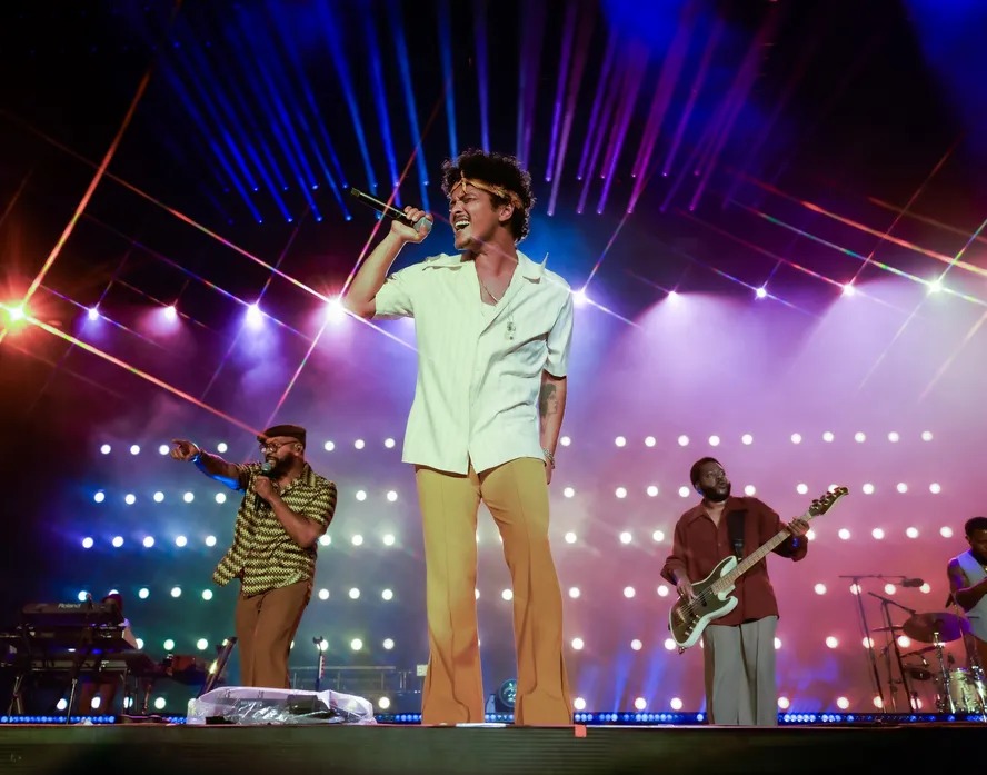 Bruno Mars no primeiro show feito no The Town 2023 