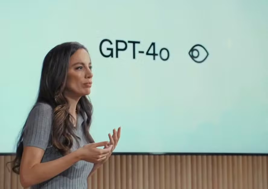 Mira Murati, diretora de tecnologia da OpenAI, durante apresentação do GPT-4o 