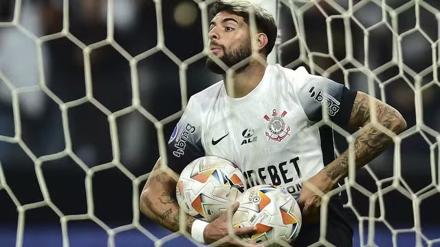 Yuri Alberto, do Corinthians, autor de dois gols contra o Argentinos Juniors 
