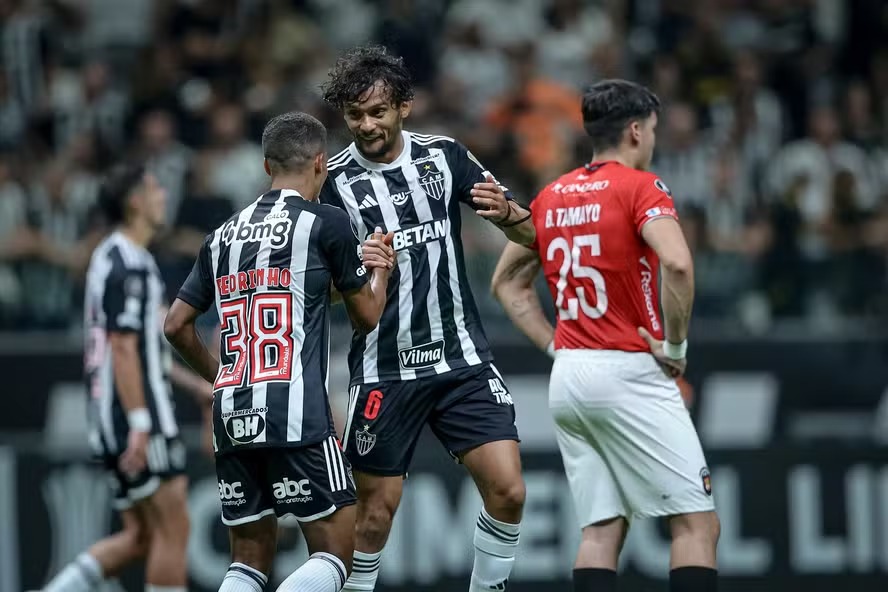 Atlético-MG lidera a Libertadores 