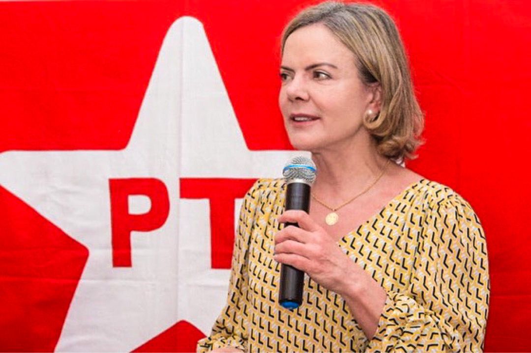 Deputada federal paranaense e presidente nacional do PT, Gleisi Hoffmann