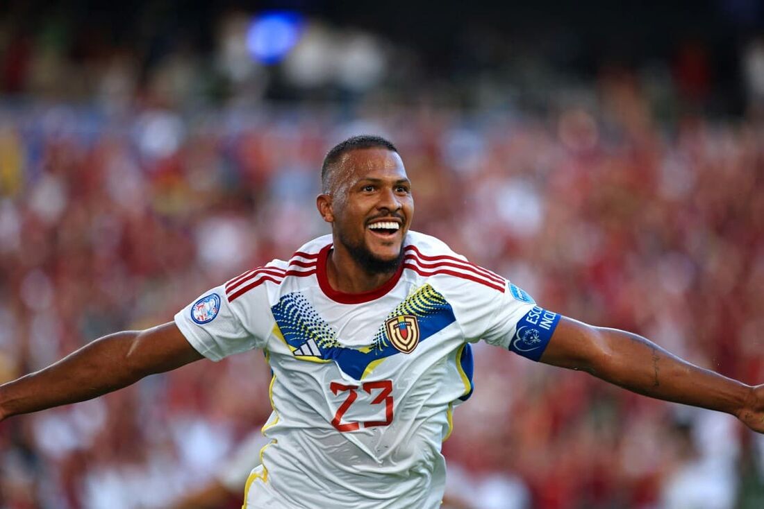 Rondon fez um dos gols da vitória da Venezuela contra a Jamaica na Copa América