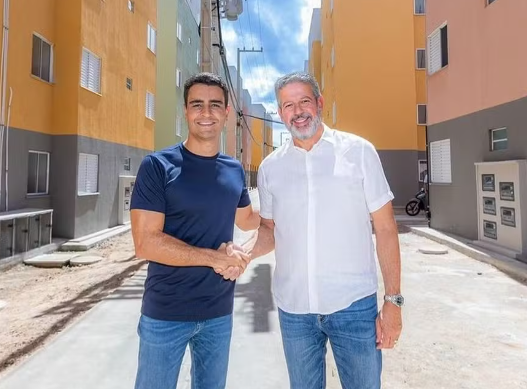 JHC e Lira em Maceió: prefeito e presidente da Câmara vivem desacordo sobre composição de chapa à prefeitura 