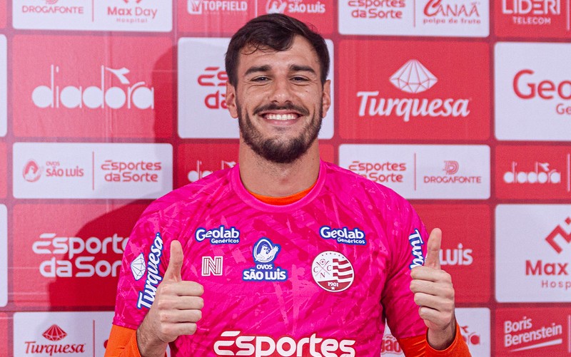 Lucas Maticoli, goleiro do Náutico