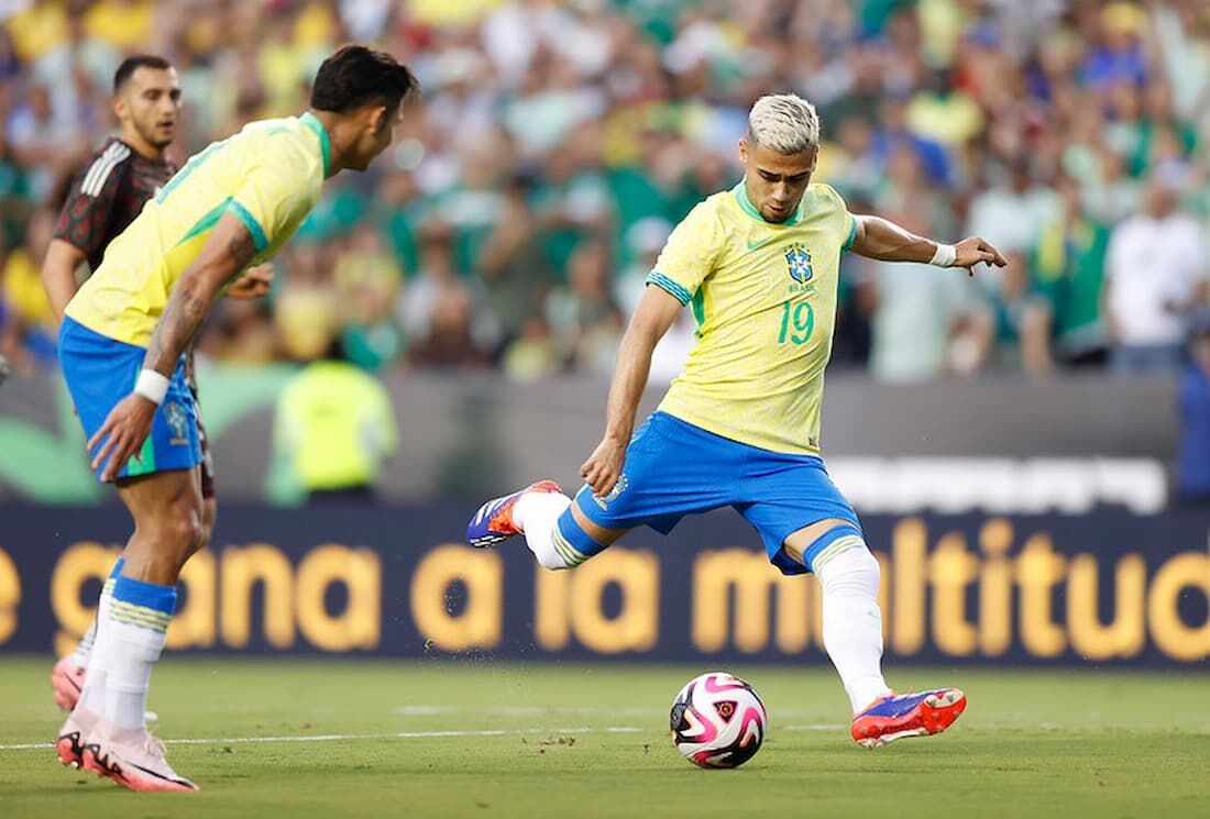 Andreas Pereira no jogo contra o México