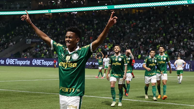 Estêvão ajudou o Palmeiras a sair com mais uma vitória neste Brasileirão