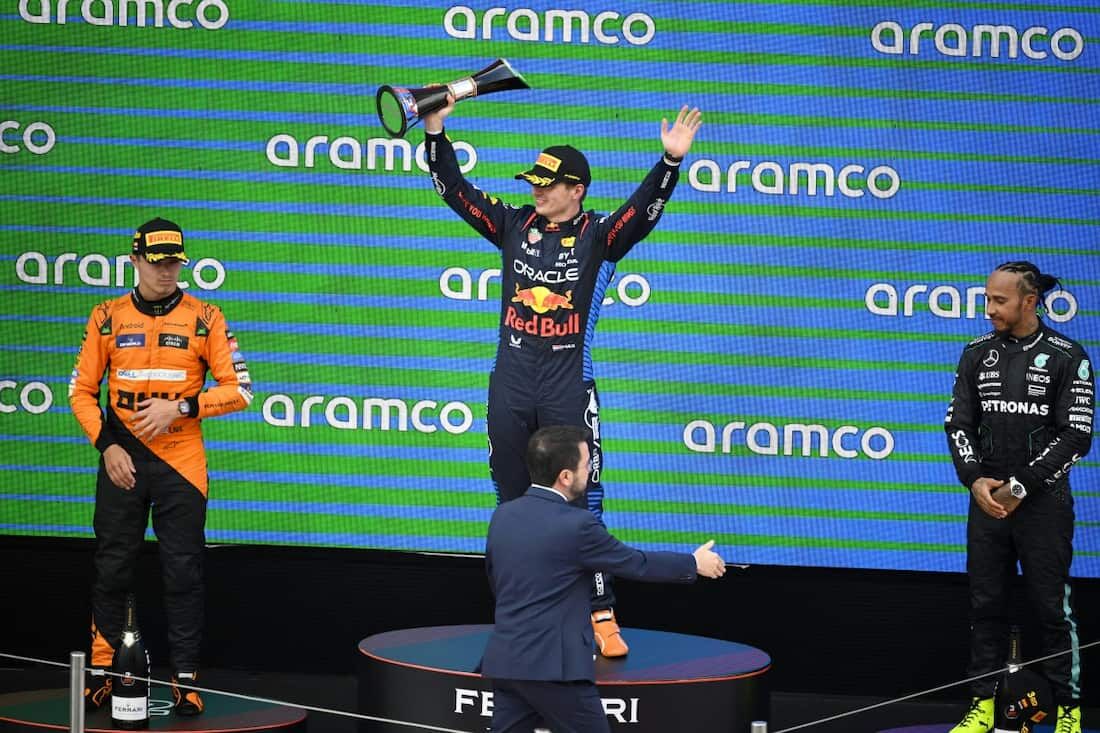 Verstappen celebra a vitória no GP da Espanha