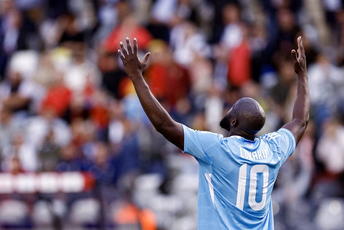 Bélgica vence em preparação para Eurocopa com gol de Lukaku