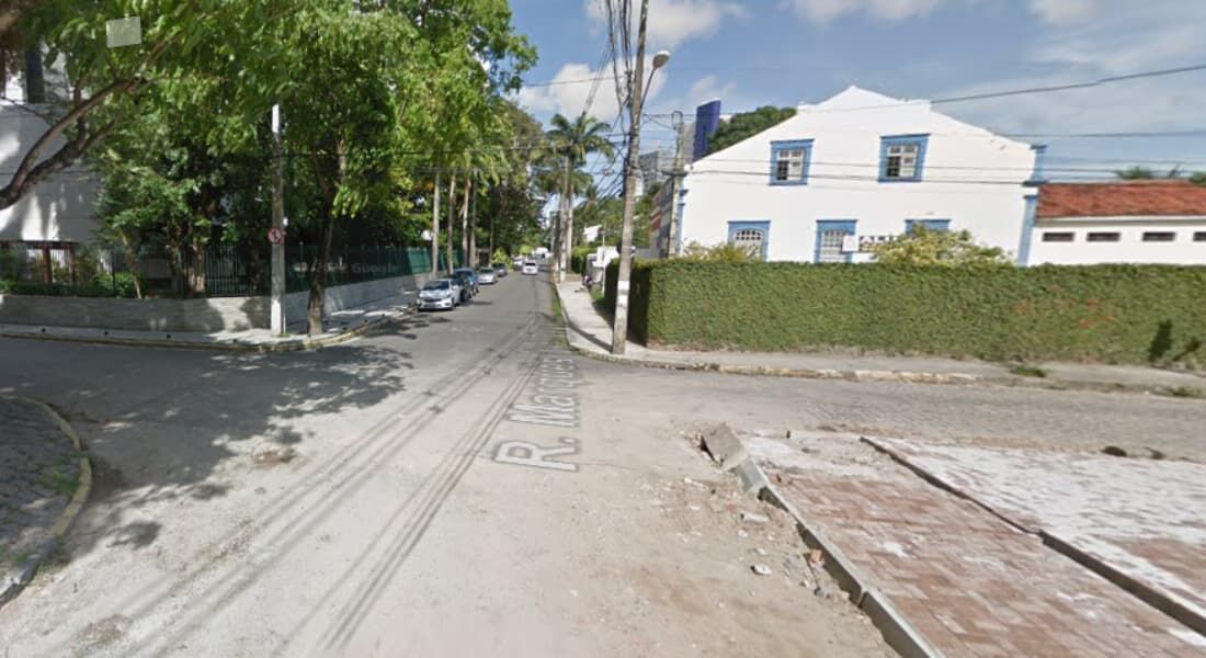 Zona Norte do Recife tem trânsito interditado em dois pontos, um deles é o cruzamento da Rua Marquês de Tamandaré com a Rua Luiz Guimarães