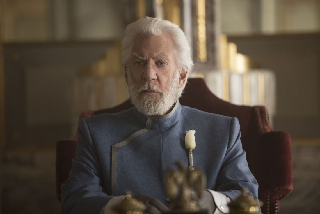 Donald Sutherland ficou conhecido por "Jogos vorazes" (2012), onde interpretou o vilão Presidente Snow na franquia