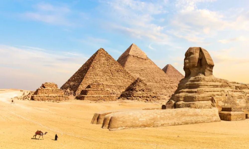 Pesquisadores  revelaram a existência de uma ramificação de rio que passava na região durante o período de construção das três pirâmides de Gizé