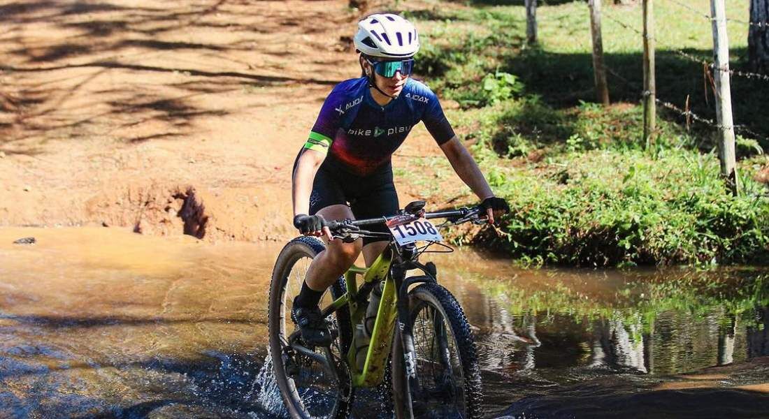 Letícia Besse, atleta de mountain bike