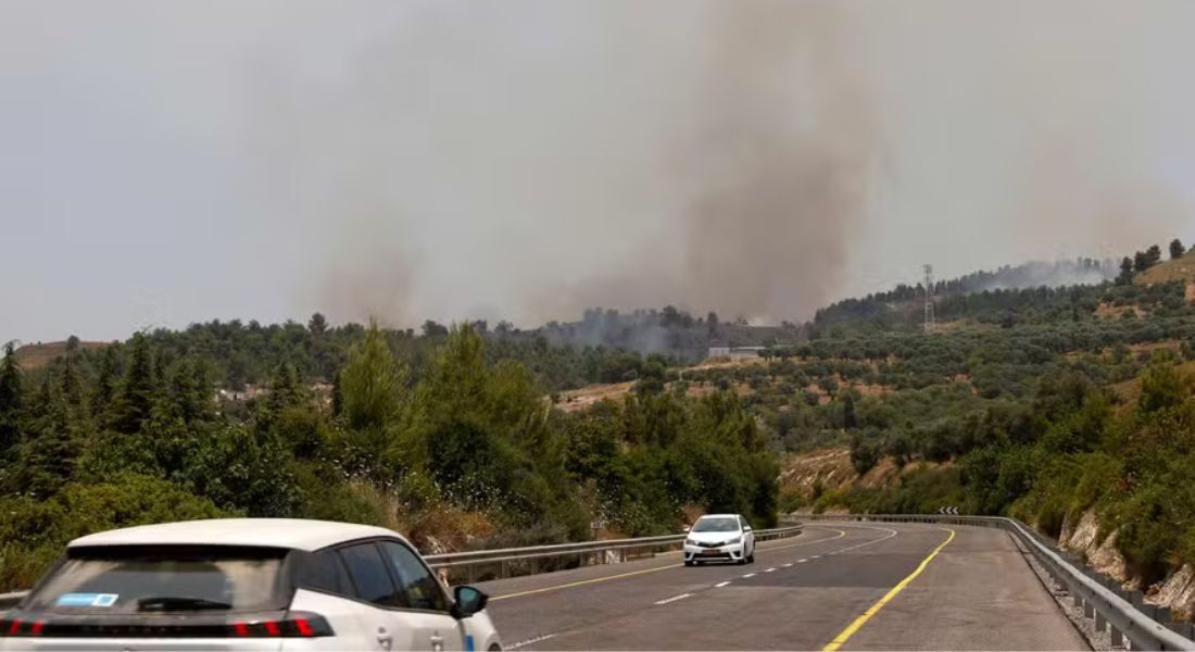 Disparo de foguetes do sul do Líbano contra o norte de Israel 