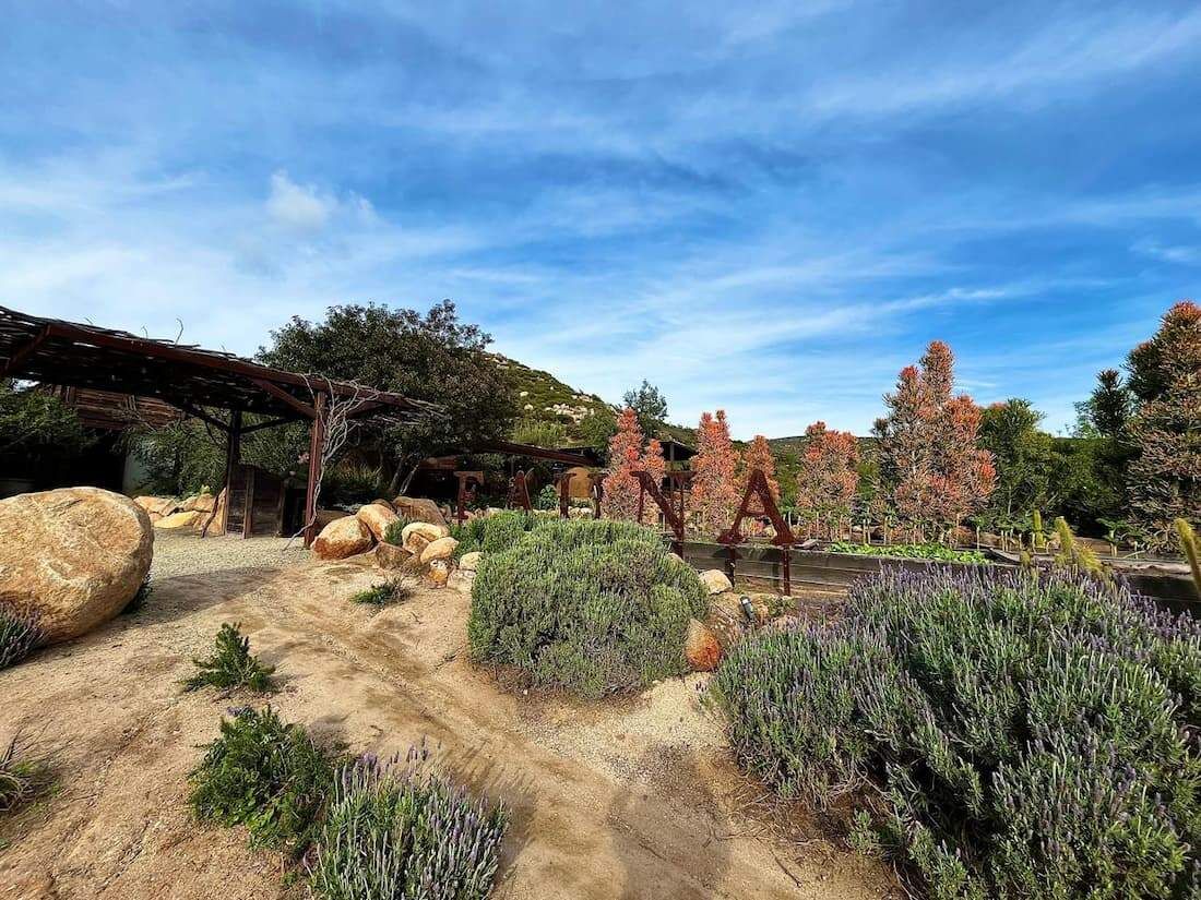 Entrada do restaurante Fauna, no Valle do Guadalupe