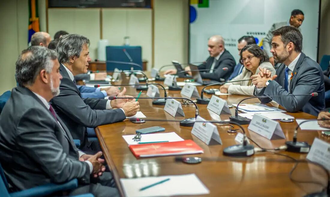 Ministro Fernando Haddad em reunião com o governador do Rio Grande do Sul, Eduardo Leite