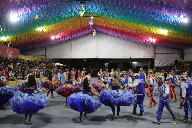 Concurso de Quadrilhas Juninas Adultas do Recife no Sítio Trindade.