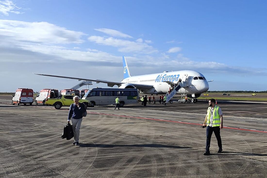 Avião da Air Europa no Aeroporto de Natal