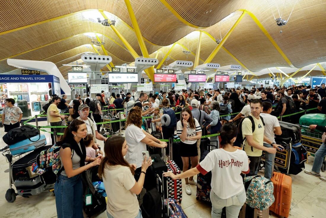 Uma das maiores falhas cibernéticas dos últimos anos derrubou os sistemas de check-in em aeroportos ao redor do mundo