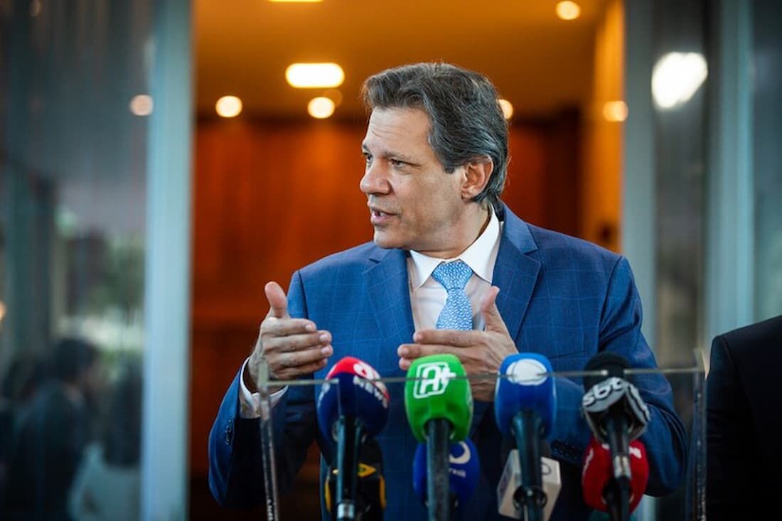 Haddad durante pronunciamento sobre arcabouço fiscal 